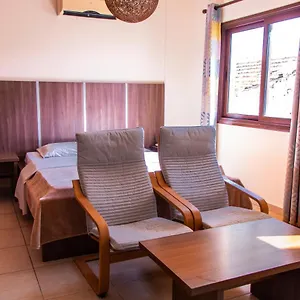 Lakis Court Апартаменты