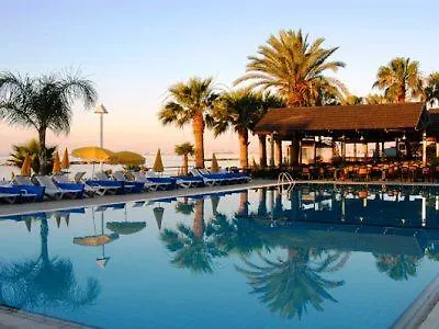 Palm Sea Beach Hotel Apartments Larnaca 2*,