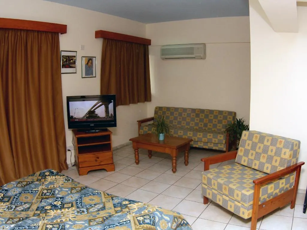 Palm Sea Beach Hotel Apartments Larnaca Aparthotel